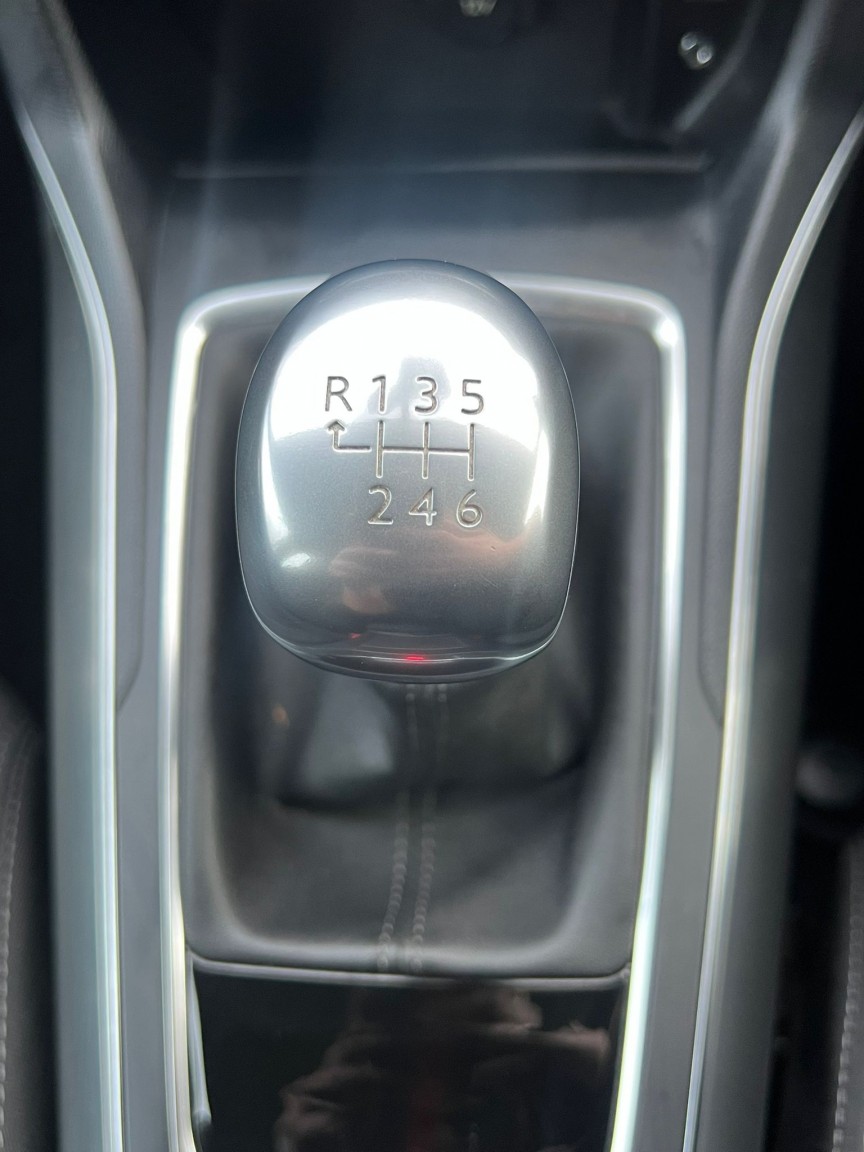 Used Peugeot 308 2014 for sale - 76979530: Photo 30