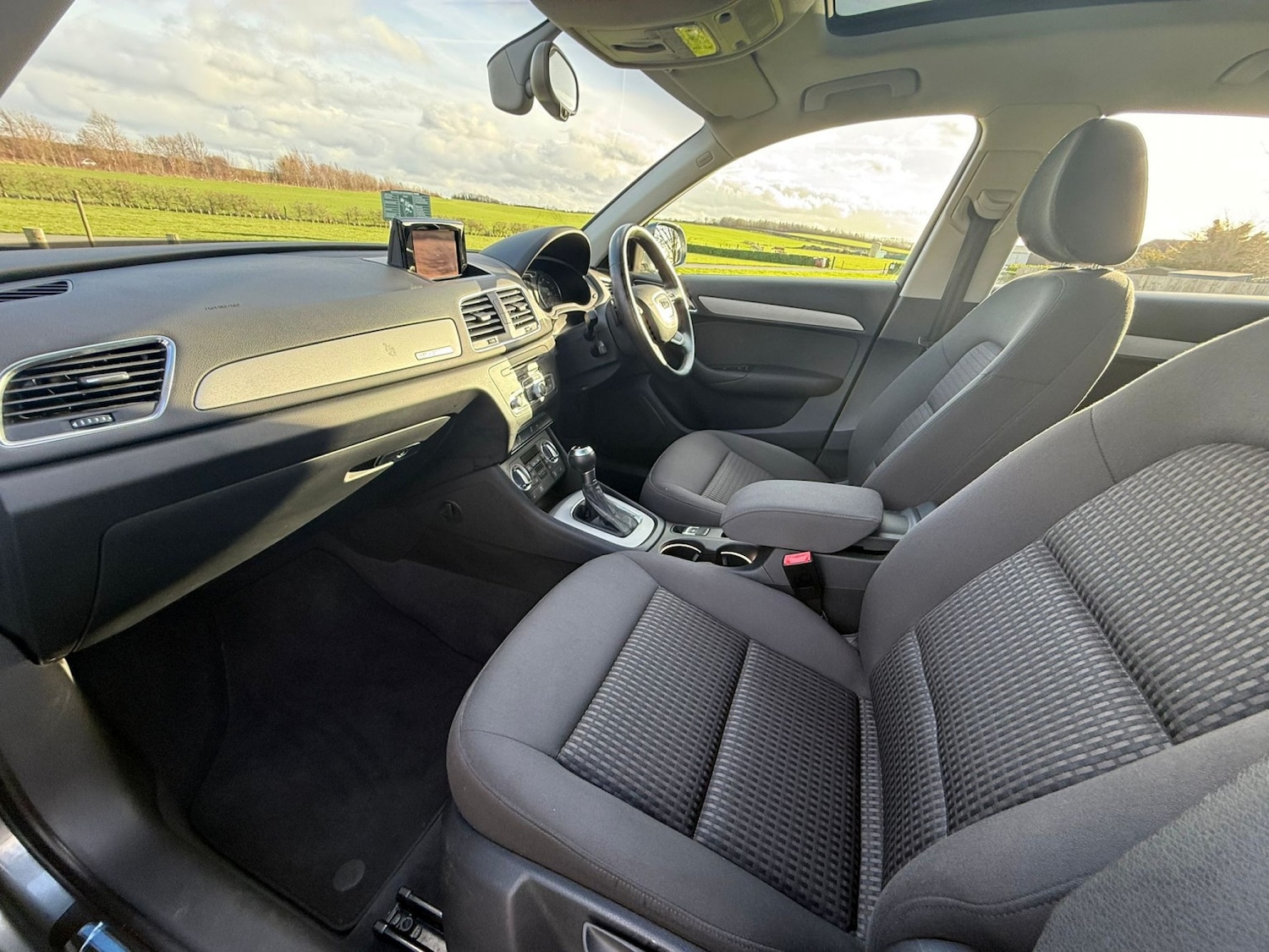 Used Audi Q3 2013 for sale - 77636992: Photo 21