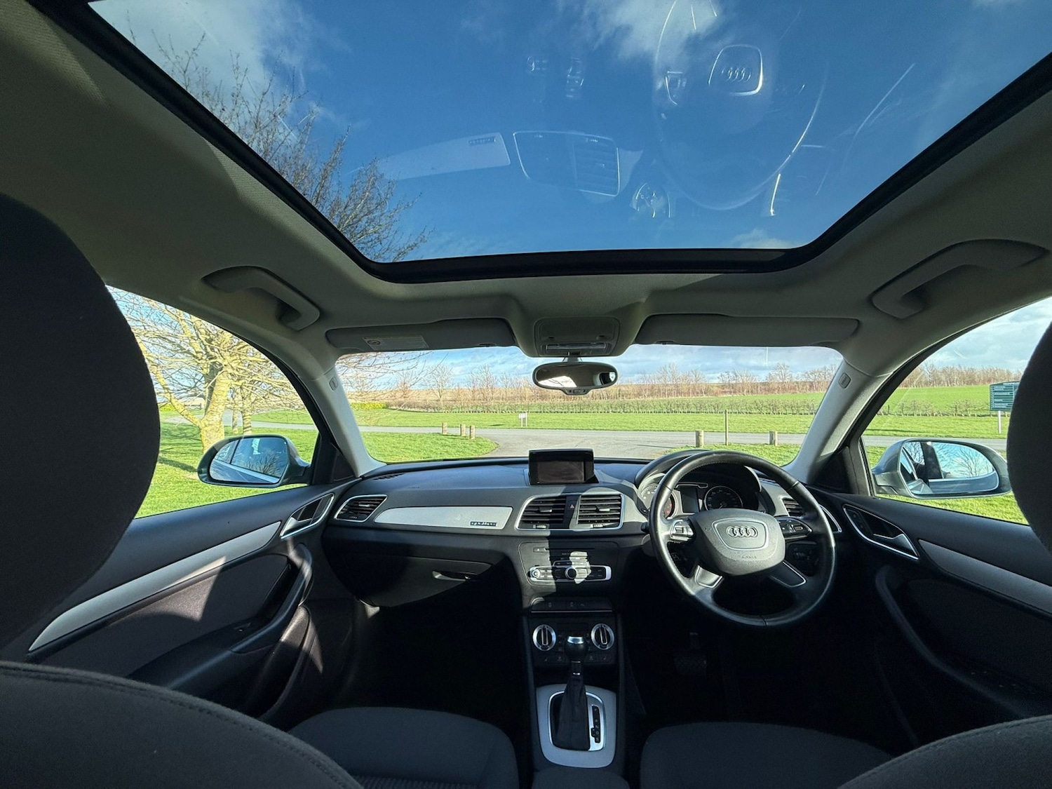 Used Audi Q3 2013 for sale - 77636992: Photo 25