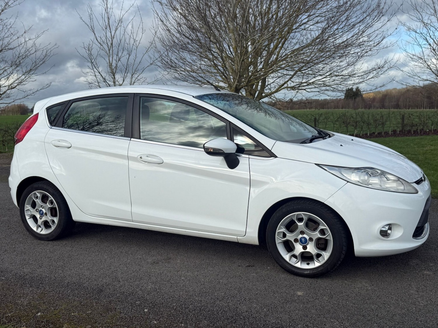 Used Ford Fiesta 2012 for sale - 77807139: Photo 2