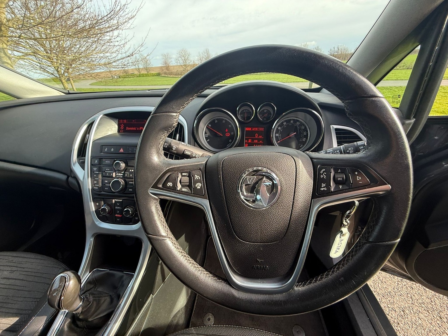 Used Vauxhall Astra 2015 for sale - 77636942: Photo 24