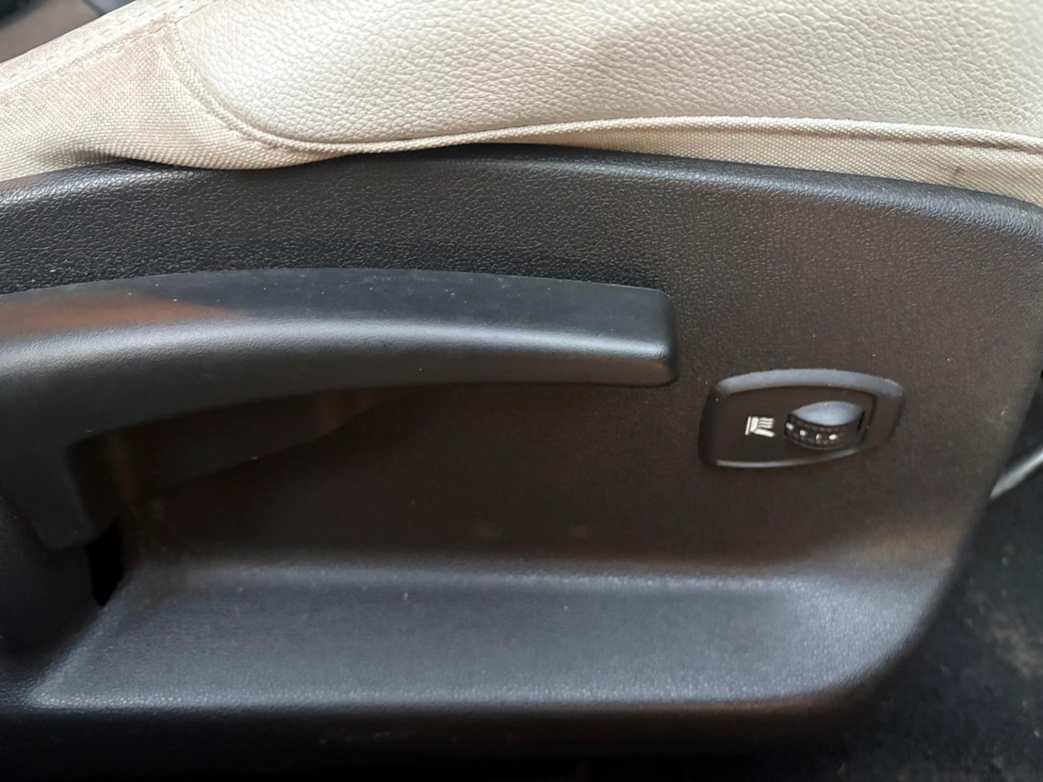 Used Renault Megane 2012 for sale - 77129479: Photo 19