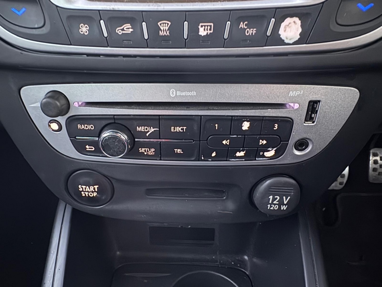 Used Renault Megane 2012 for sale - 77129479: Photo 21