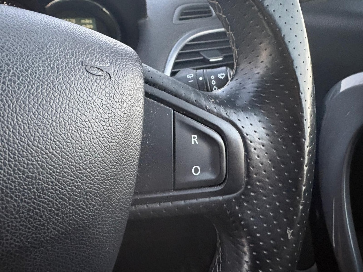 Used Renault Megane 2012 for sale - 77129479: Photo 32