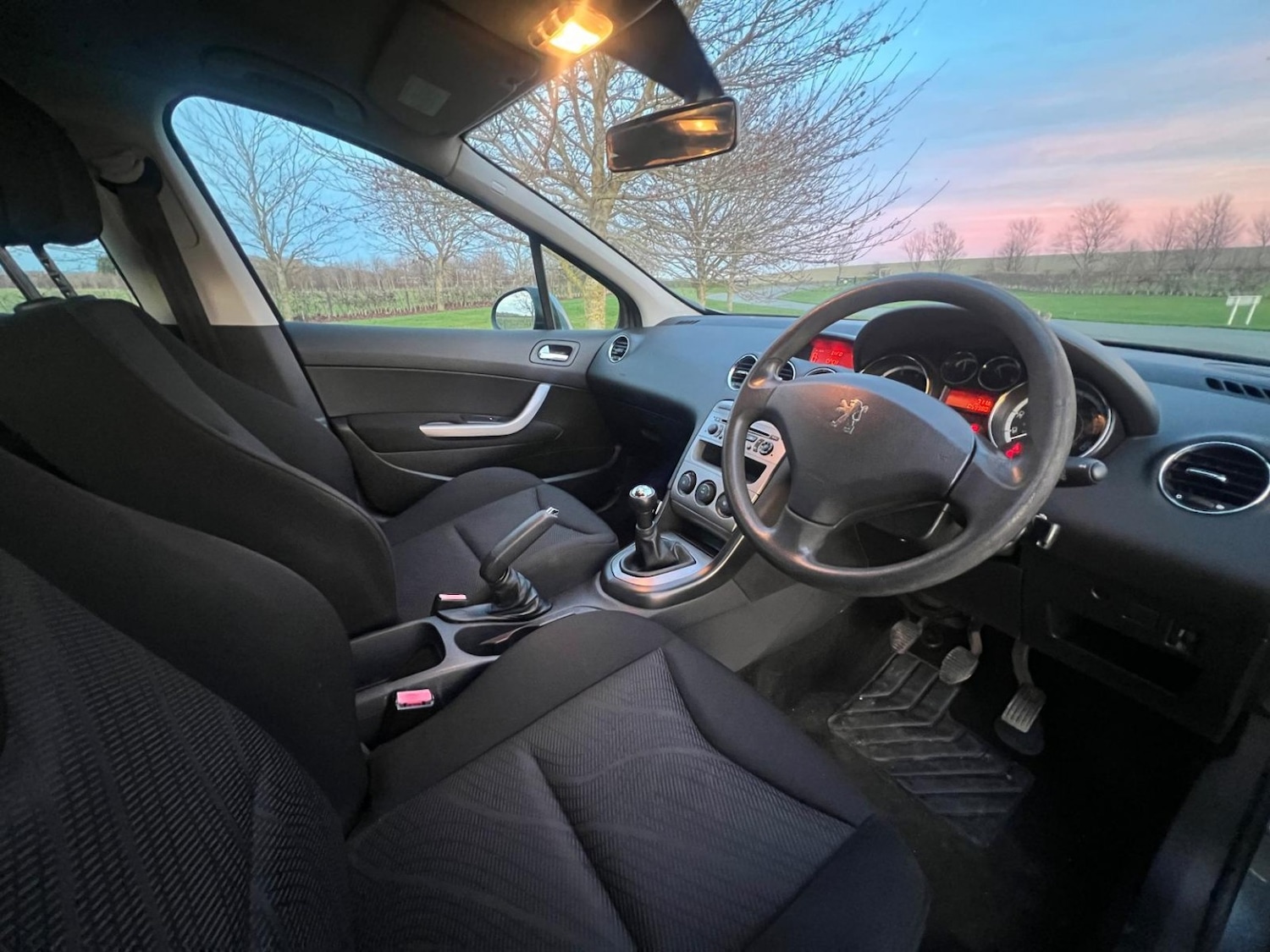 Used Peugeot 308 2009 for sale - 76956948: Photo 13