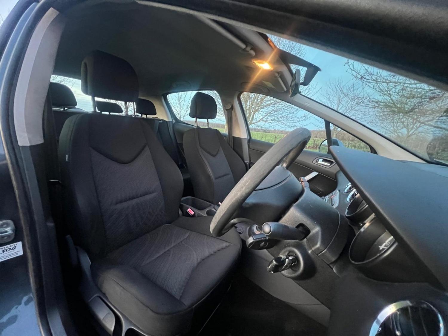 Used Peugeot 308 2009 for sale - 76956948: Photo 14