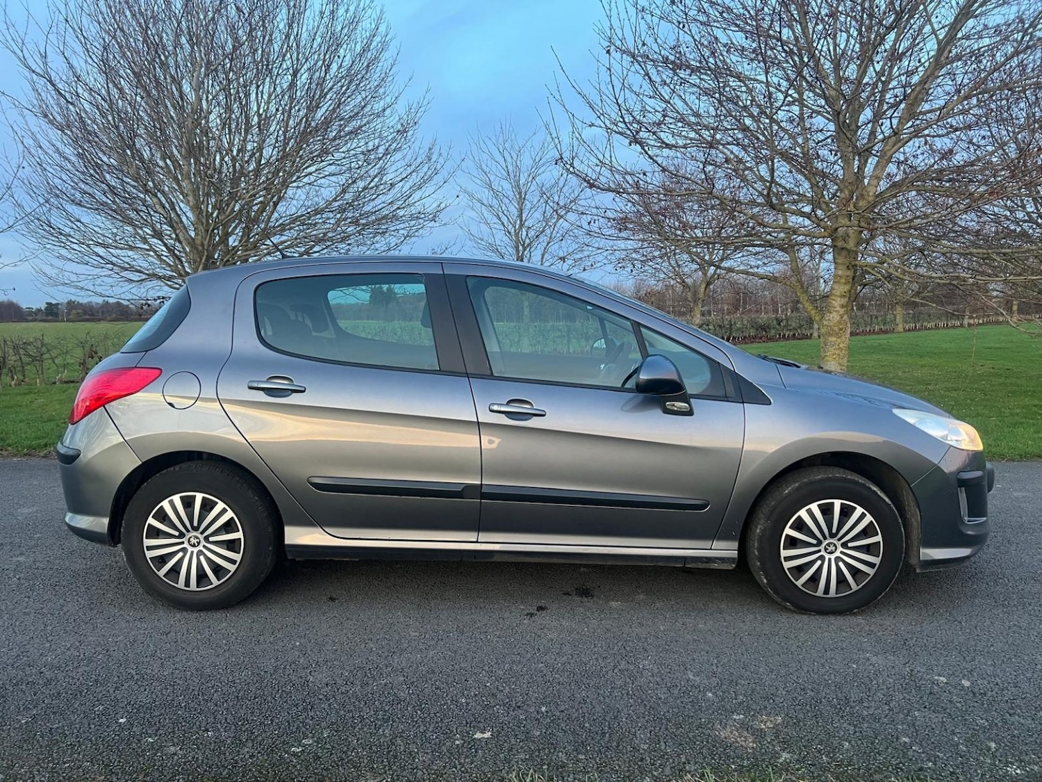 Used Peugeot 308 2009 for sale - 76956948: Photo 3