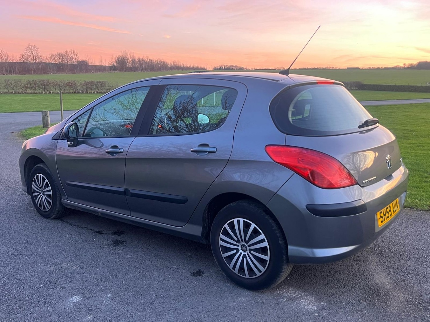 Used Peugeot 308 2009 for sale - 76956948: Photo 8