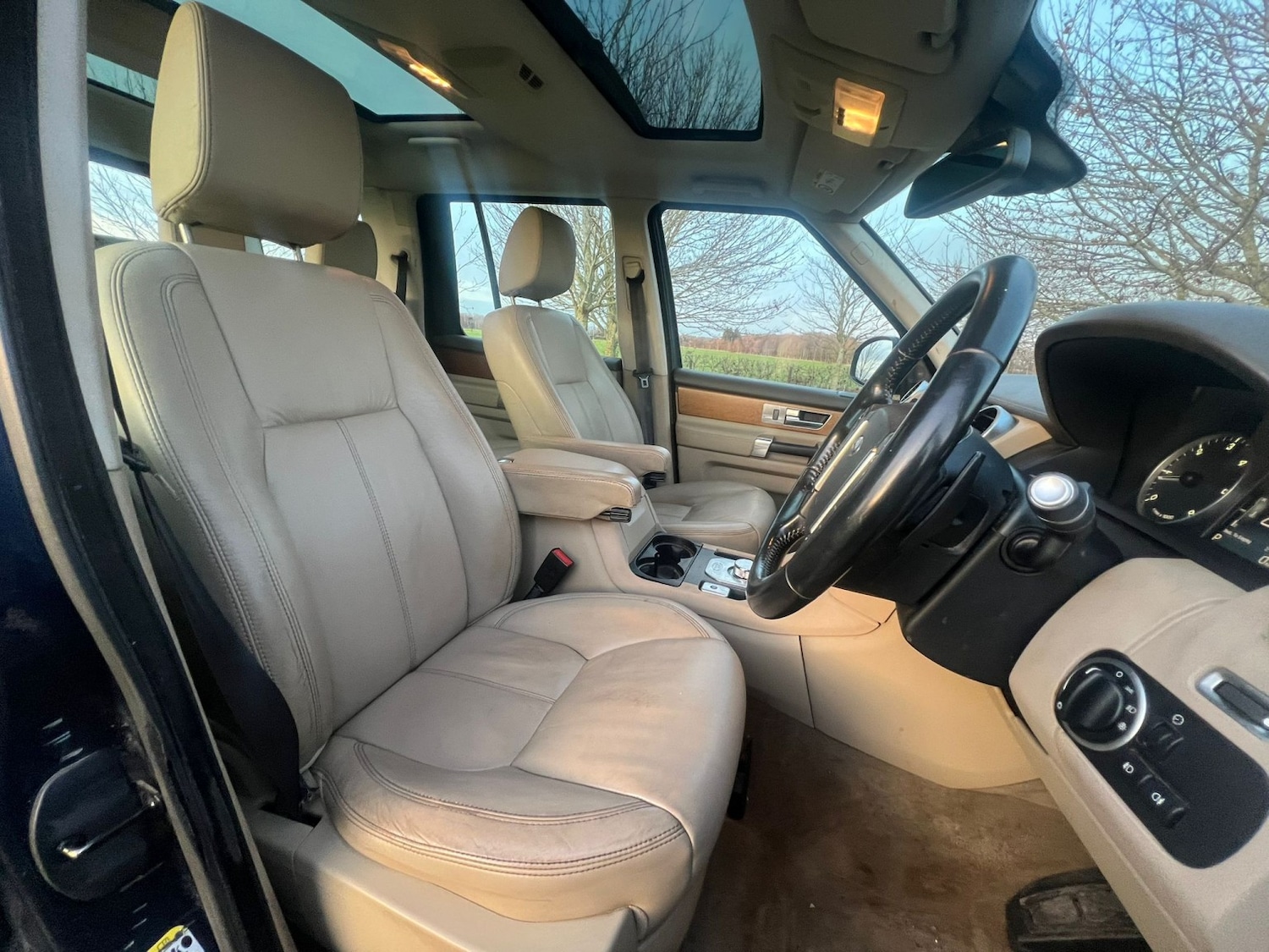 Used Land Rover Discovery 2015 for sale - 76956903: Photo 13