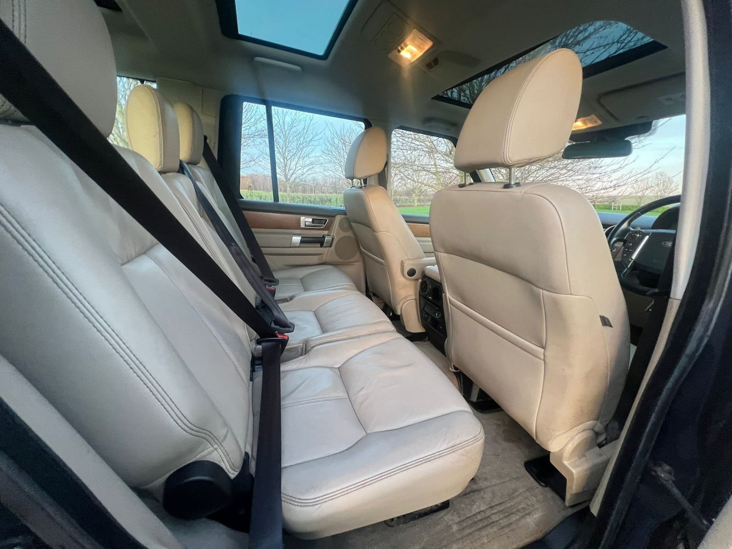 Used Land Rover Discovery 2015 for sale - 76956903: Photo 18