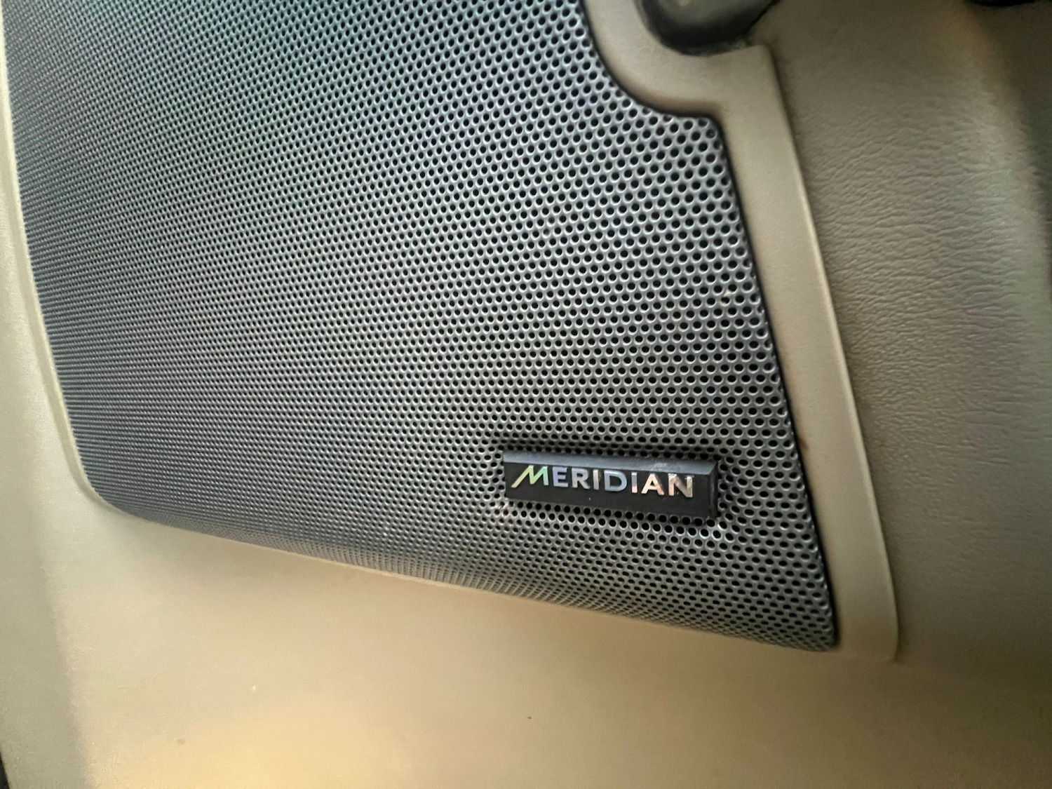 Used Land Rover Discovery 2015 for sale - 76956903: Photo 23