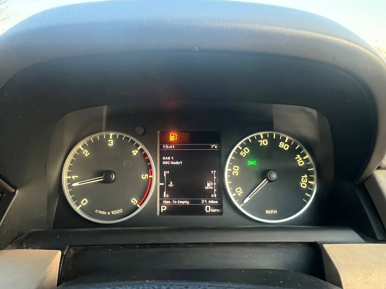 Used Land Rover Discovery 2015 for sale - 76956903: Photo 28