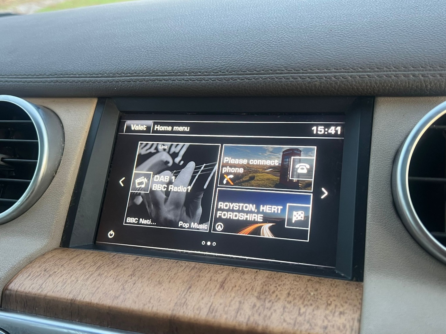 Used Land Rover Discovery 2015 for sale - 76956903: Photo 31