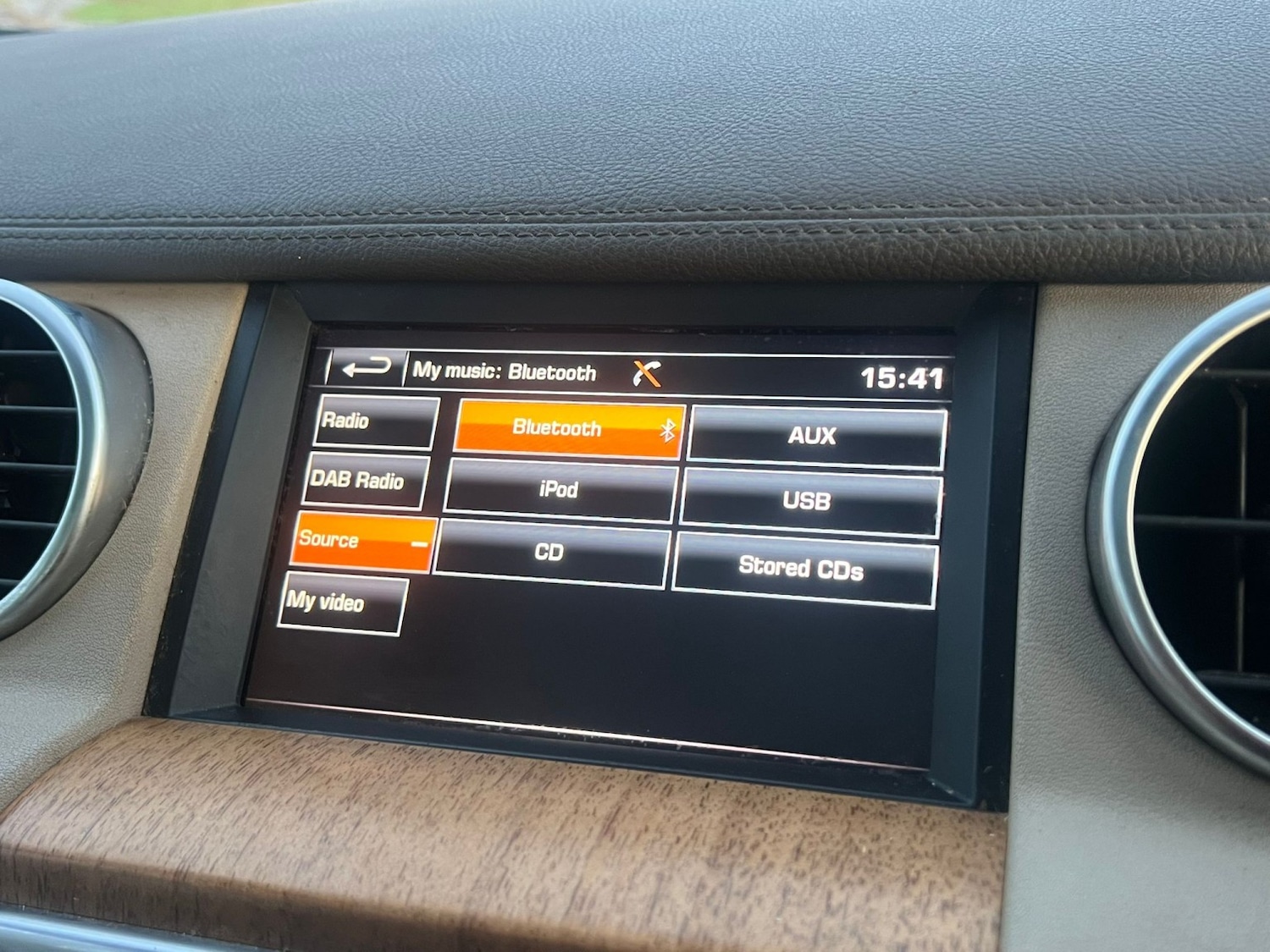 Used Land Rover Discovery 2015 for sale - 76956903: Photo 33