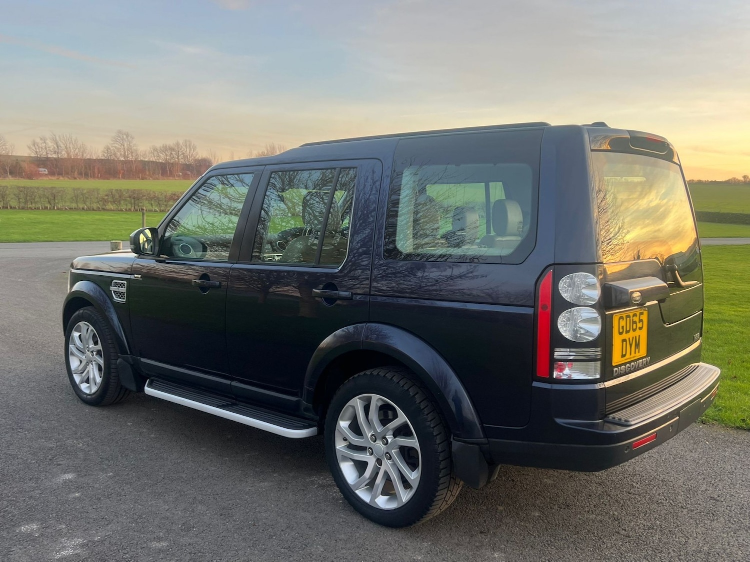 Used Land Rover Discovery 2015 for sale - 76956903: Photo 8