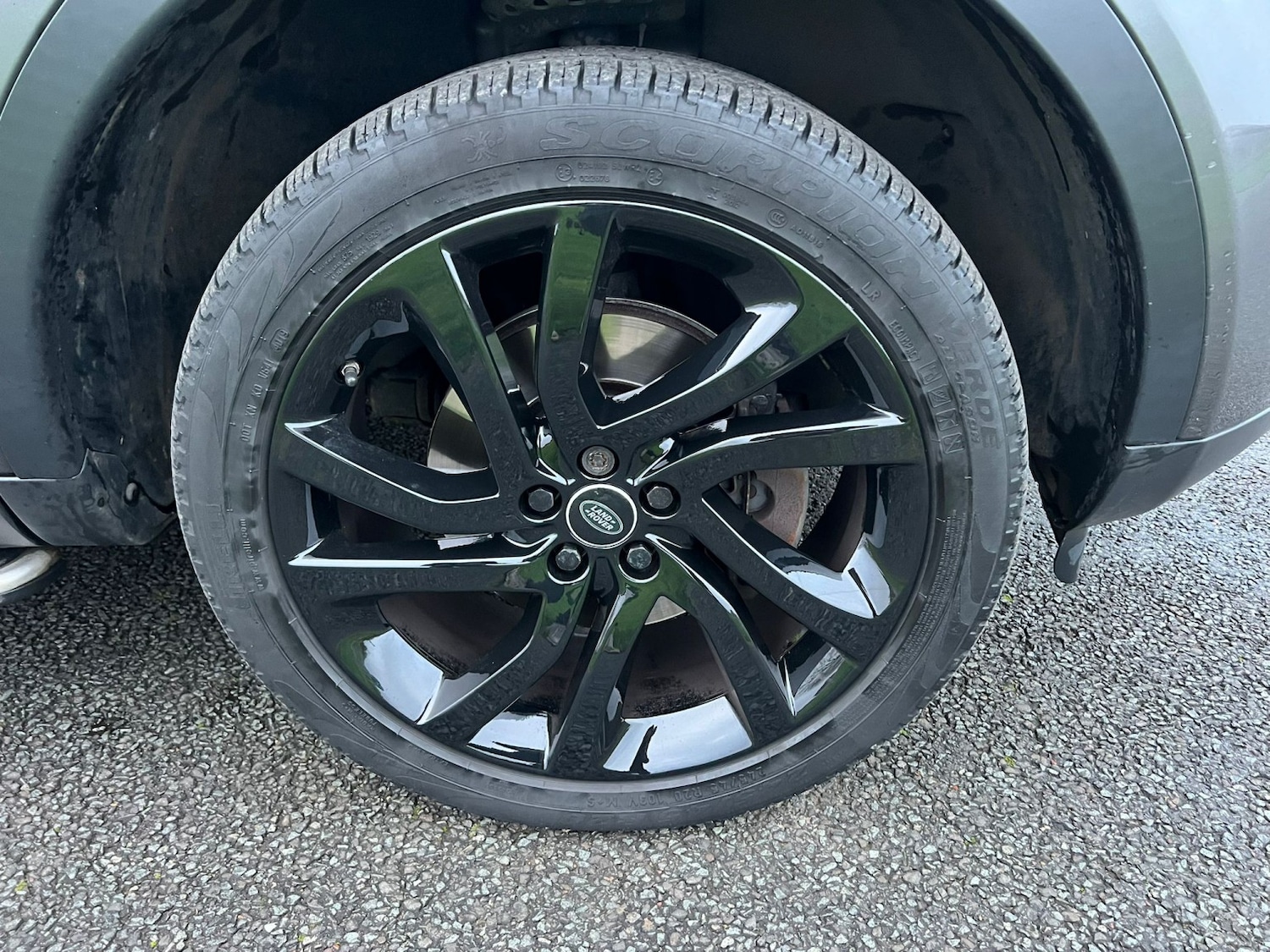 Used Land Rover Discovery Sport 2015 for sale - 76951073: Photo 13