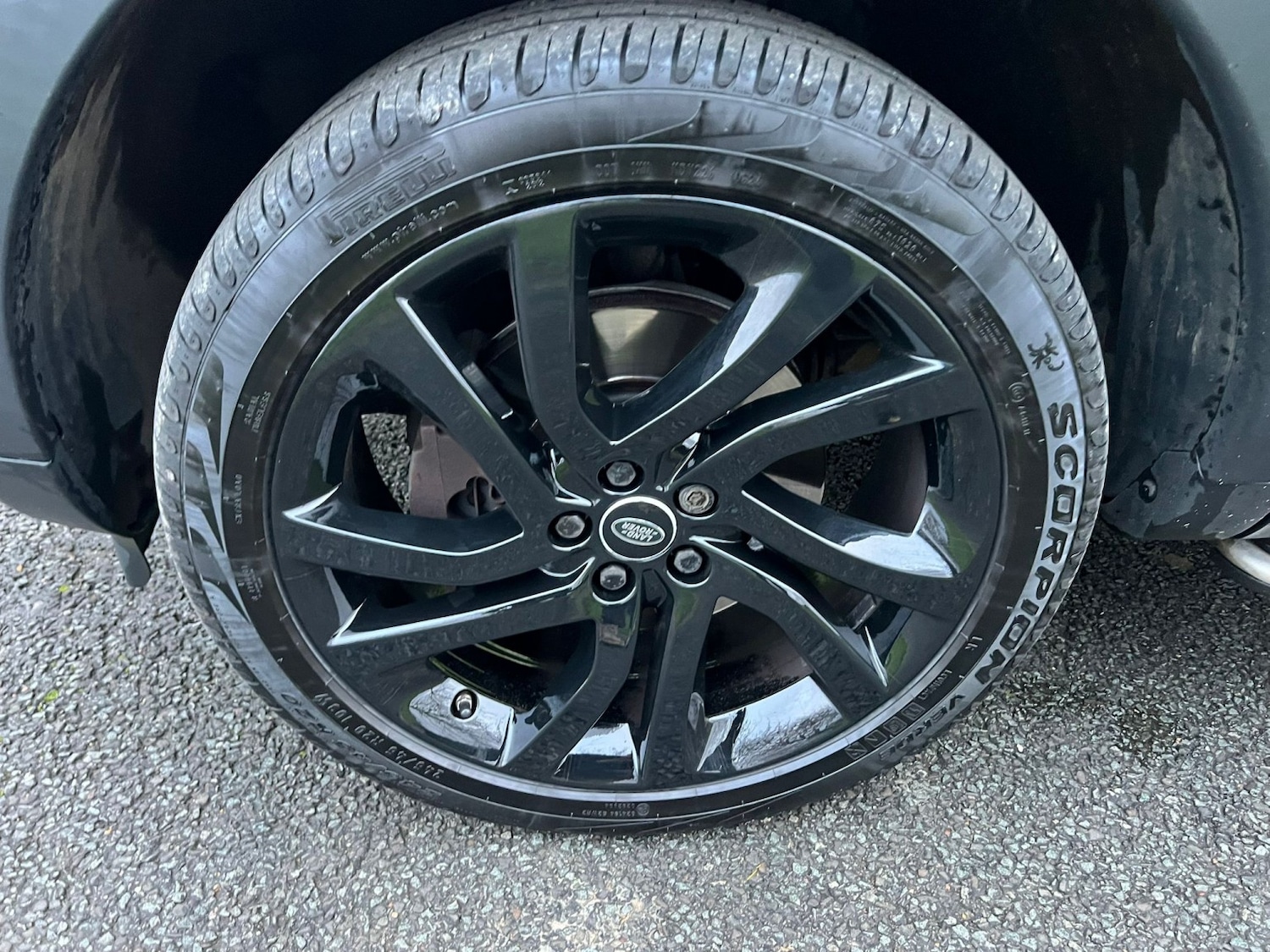 Used Land Rover Discovery Sport 2015 for sale - 76951073: Photo 16