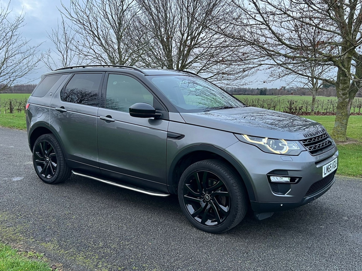 Used Land Rover Discovery Sport 2015 for sale - 76951073: Photo 2