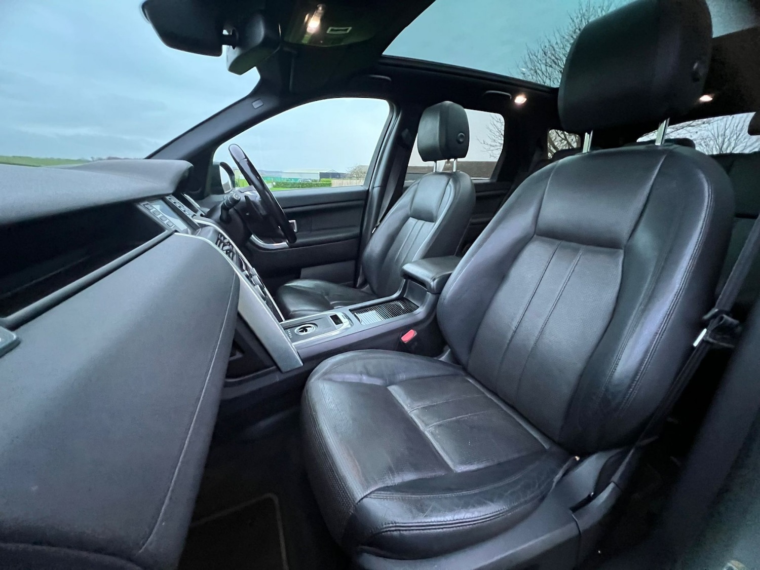 Used Land Rover Discovery Sport 2015 for sale - 76951073: Photo 20