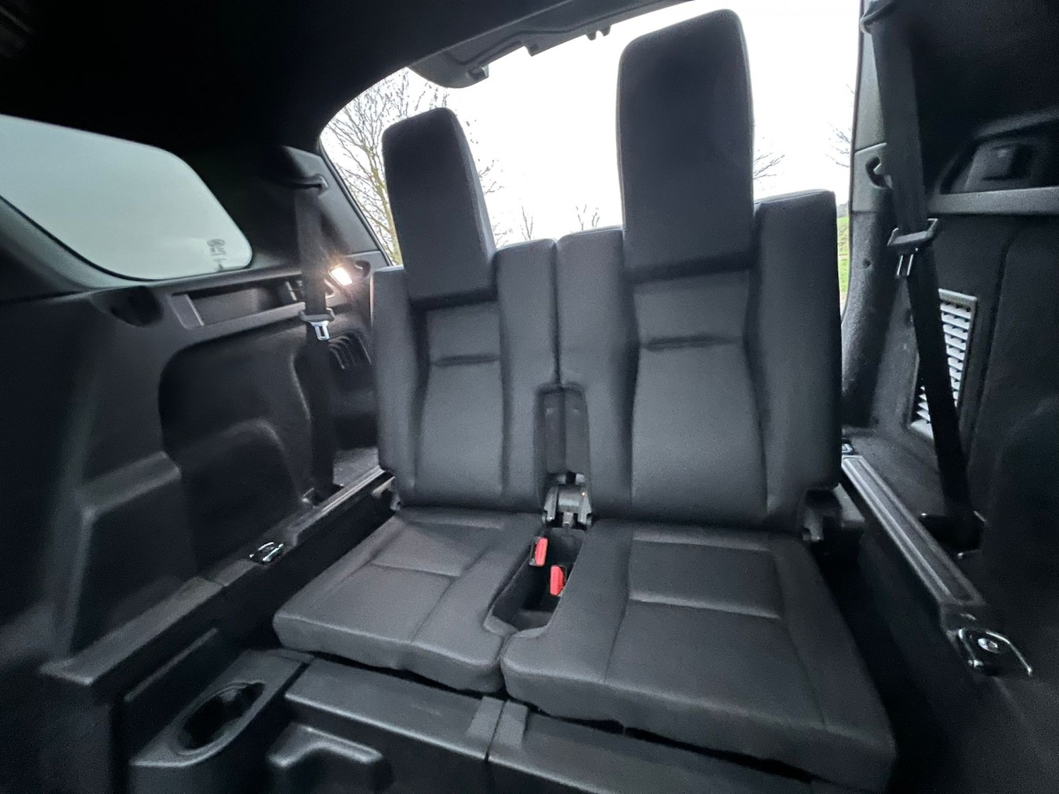 Used Land Rover Discovery Sport 2015 for sale - 76951073: Photo 25