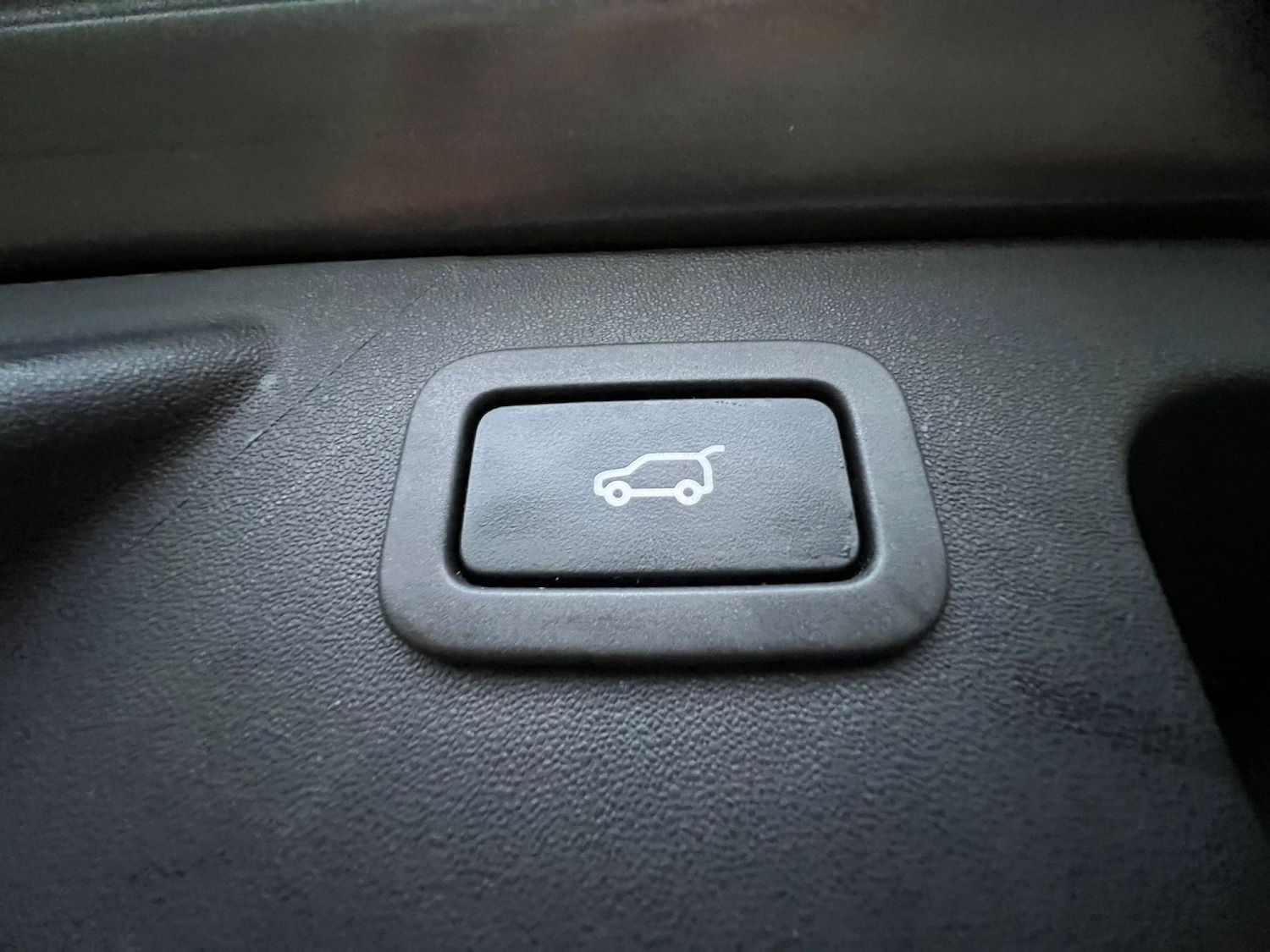 Used Land Rover Discovery Sport 2015 for sale - 76951073: Photo 26