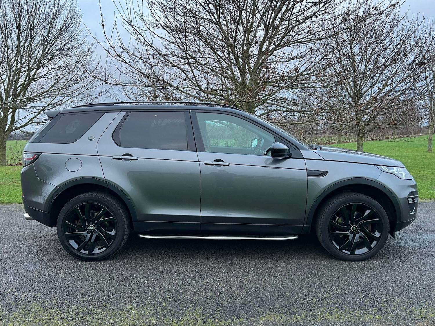 Used Land Rover Discovery Sport 2015 for sale - 76951073: Photo 3