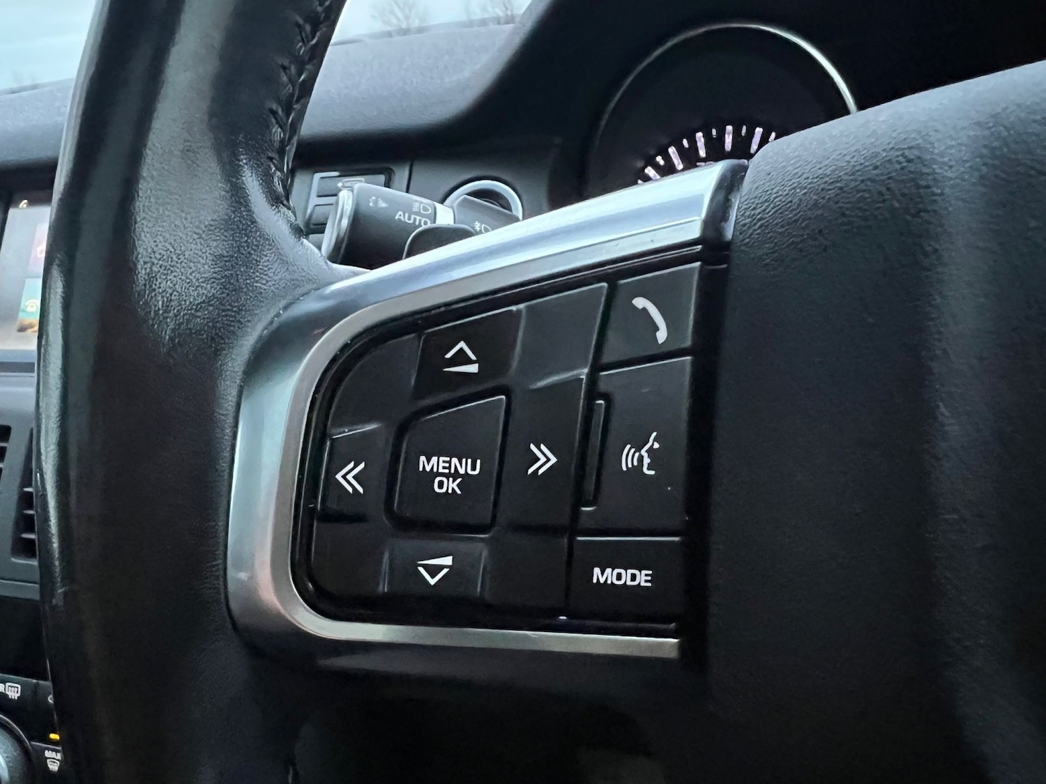 Used Land Rover Discovery Sport 2015 for sale - 76951073: Photo 34