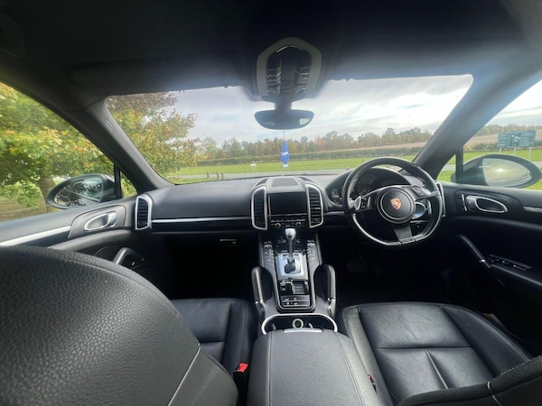Used Porsche Cayenne 2011 for sale - 76225226: Photo 21