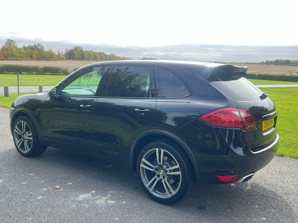 Used Porsche Cayenne 2011 for sale - 76225226: Photo 8