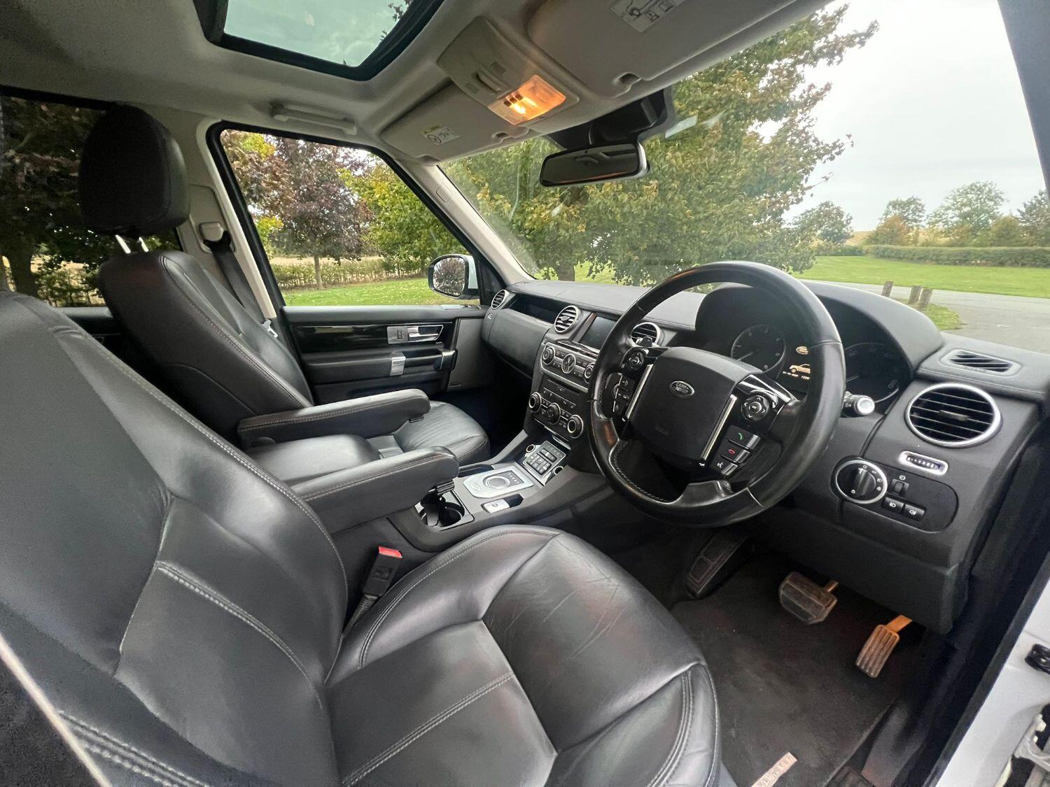 Used Land Rover Discovery 4 2015 for sale - 76149296: Photo 14