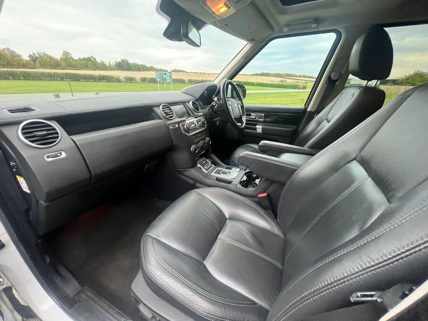 Used Land Rover Discovery 4 2015 for sale - 76149296: Photo 16