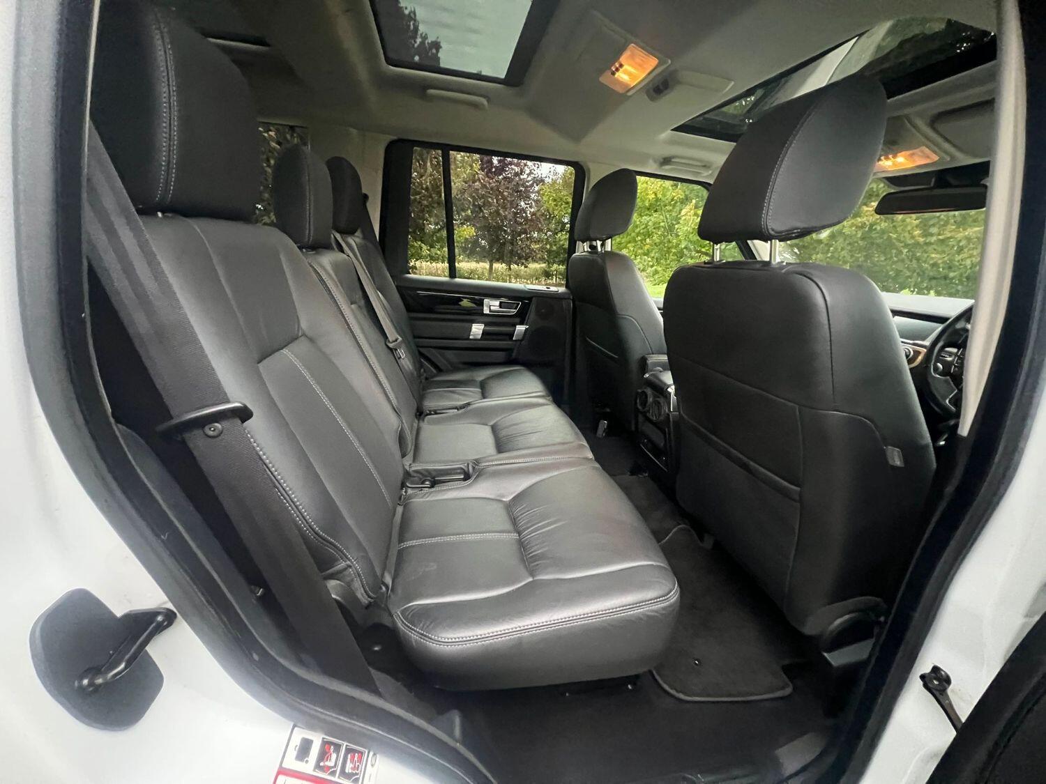 Used Land Rover Discovery 4 2015 for sale - 76149296: Photo 17