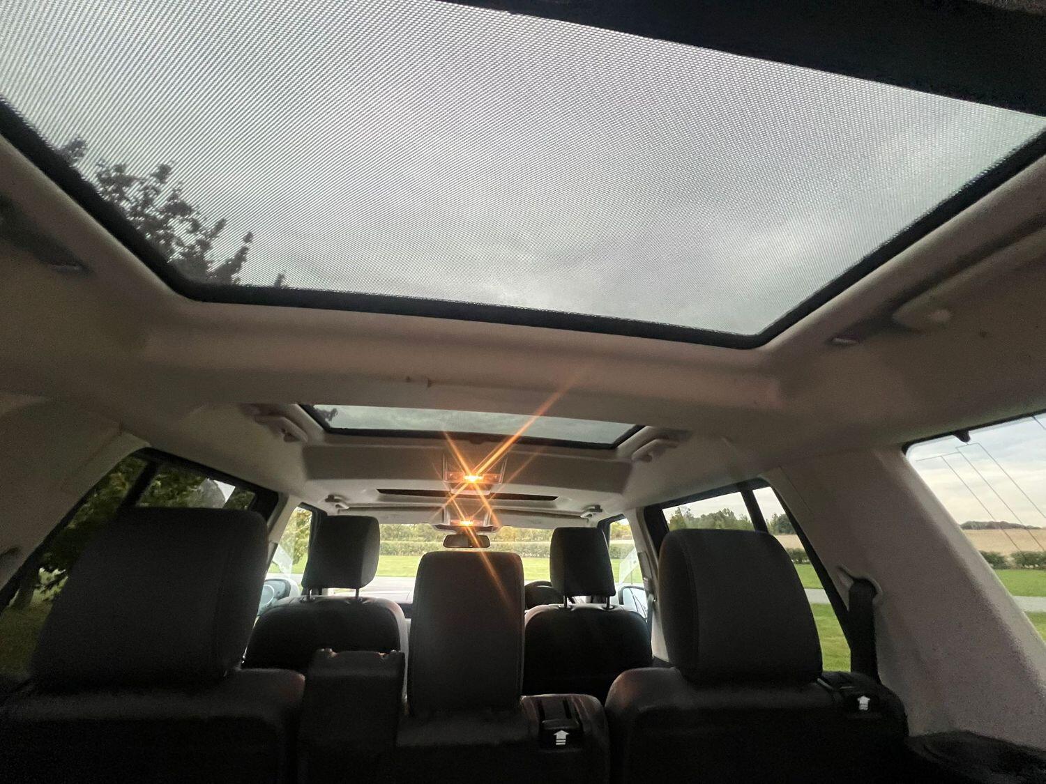 Used Land Rover Discovery 4 2015 for sale - 76149296: Photo 21