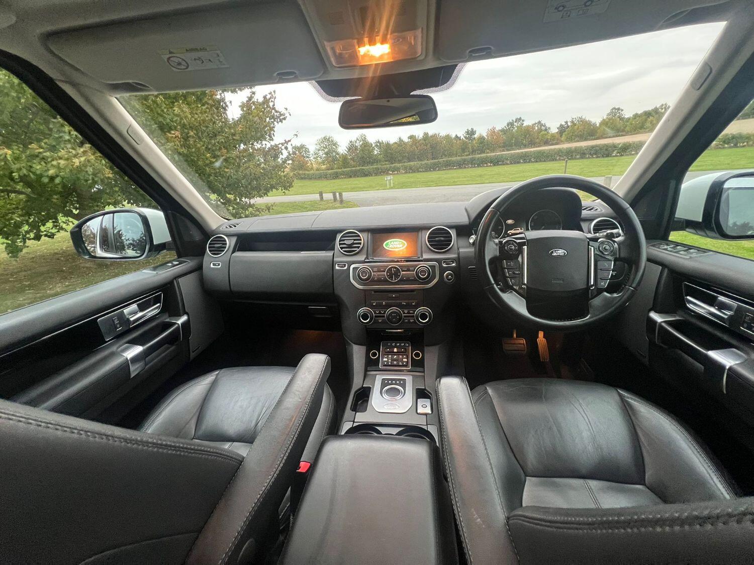 Used Land Rover Discovery 4 2015 for sale - 76149296: Photo 22