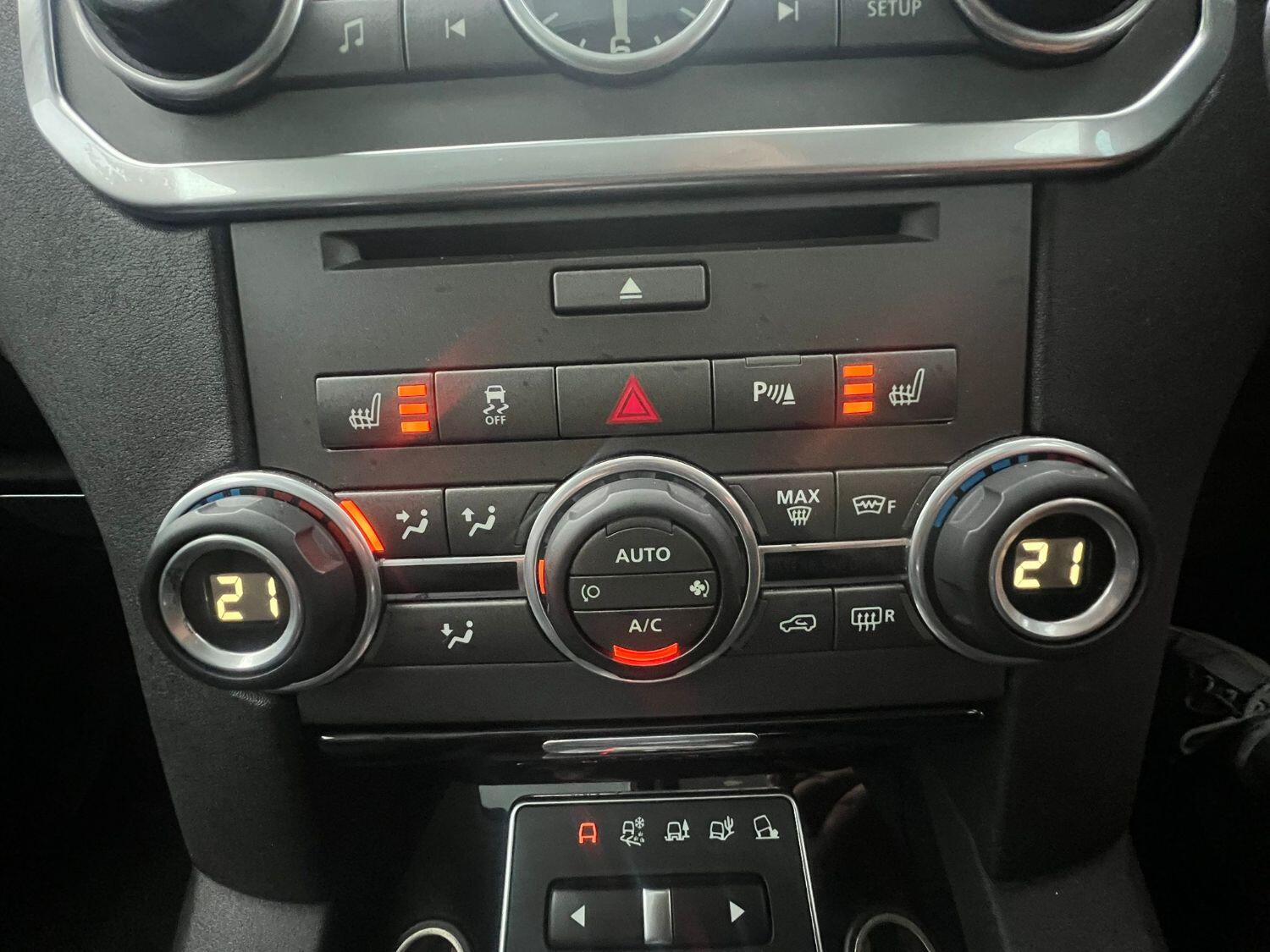 Used Land Rover Discovery 4 2015 for sale - 76149296: Photo 30