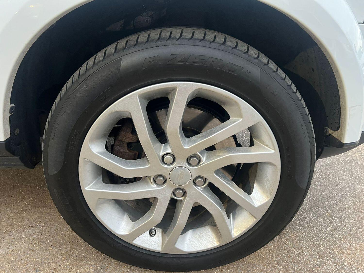 Used Land Rover Discovery 4 2015 for sale - 76149296: Photo 37