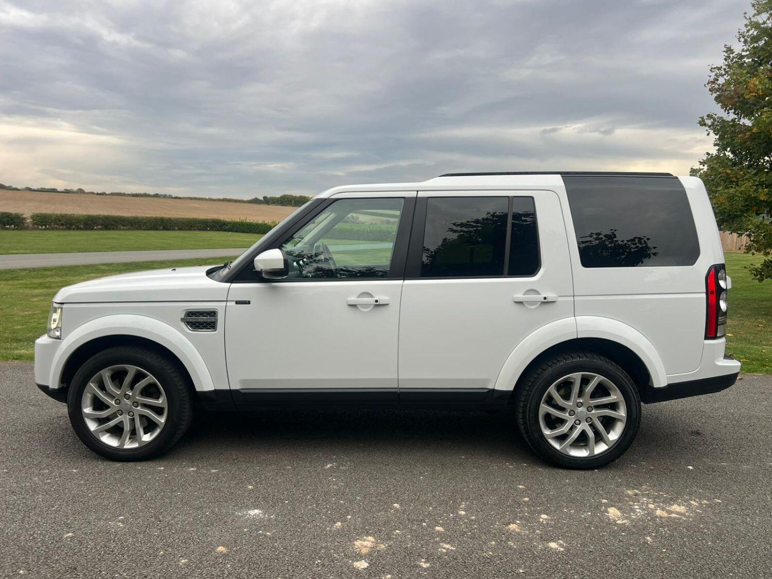 Used Land Rover Discovery 4 2015 for sale - 76149296: Photo 9
