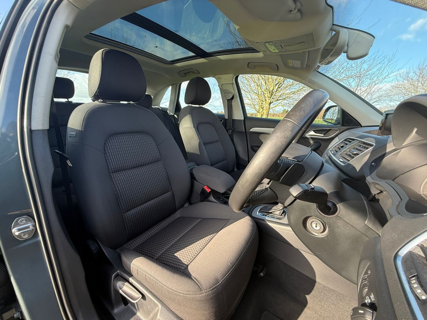 Used Audi Q3 2013 for sale - 78182792: Photo 19