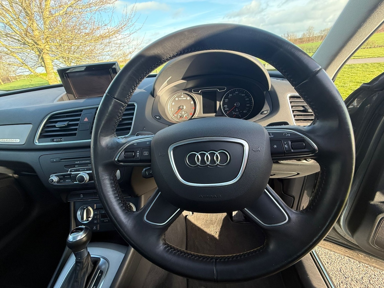 Used Audi Q3 2013 for sale - 78182792: Photo 29