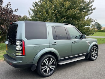 Used Land Rover Discovery 4 2015 for sale - 76063882: Photo