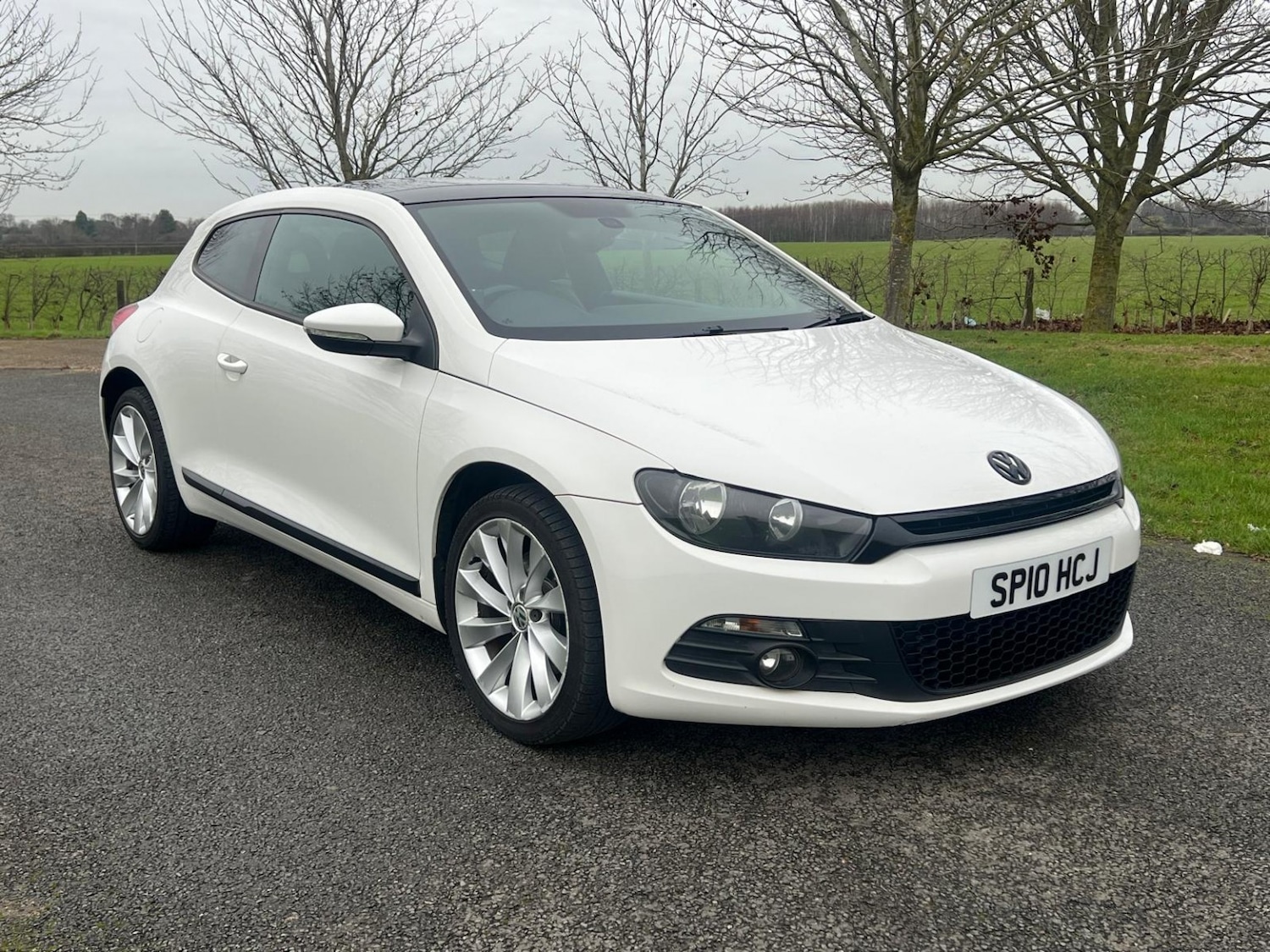 Used Volkswagen Scirocco 2010 for sale - 76979561: Photo 1