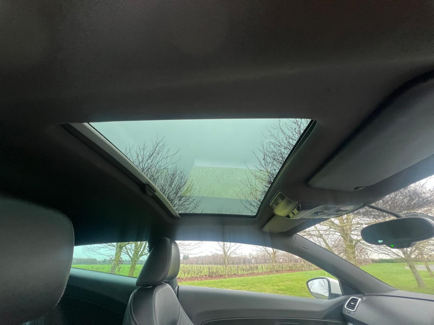 Used Volkswagen Scirocco 2010 for sale - 76979561: Photo 30