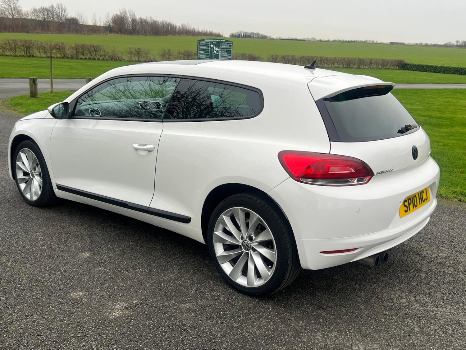 Used Volkswagen Scirocco 2010 for sale - 76979561: Photo 8