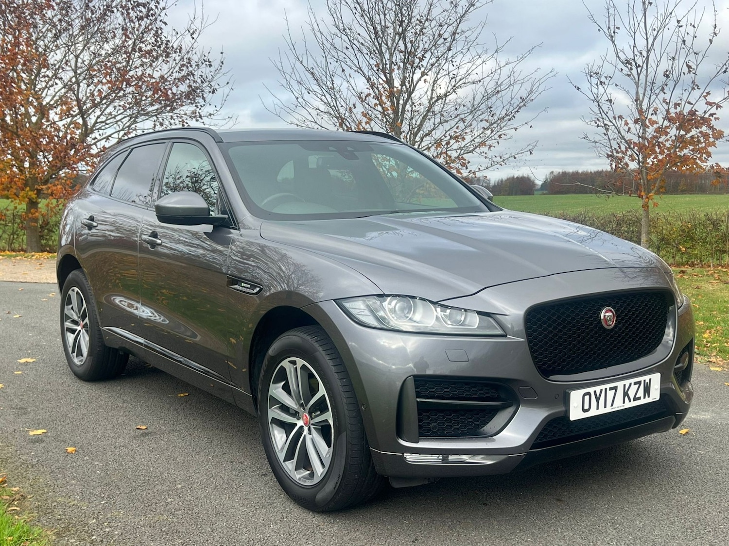 Used Jaguar F-Pace 2017 for sale - 76521126: Photo 1