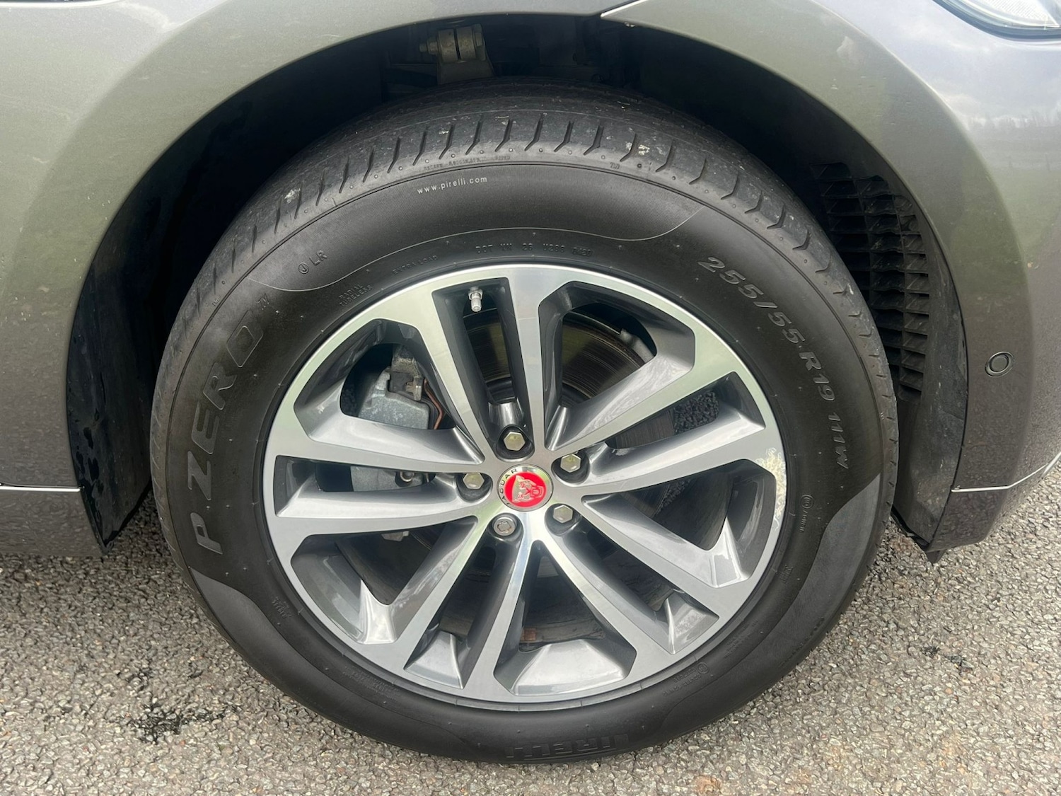 Used Jaguar F-Pace 2017 for sale - 76521126: Photo 13