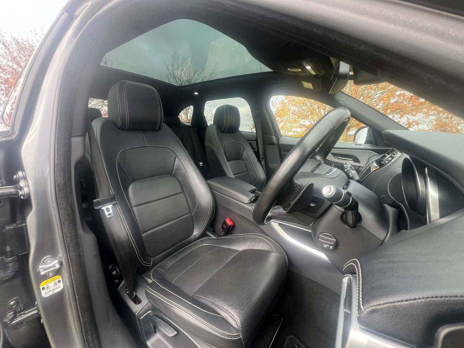 Used Jaguar F-Pace 2017 for sale - 76521126: Photo 17