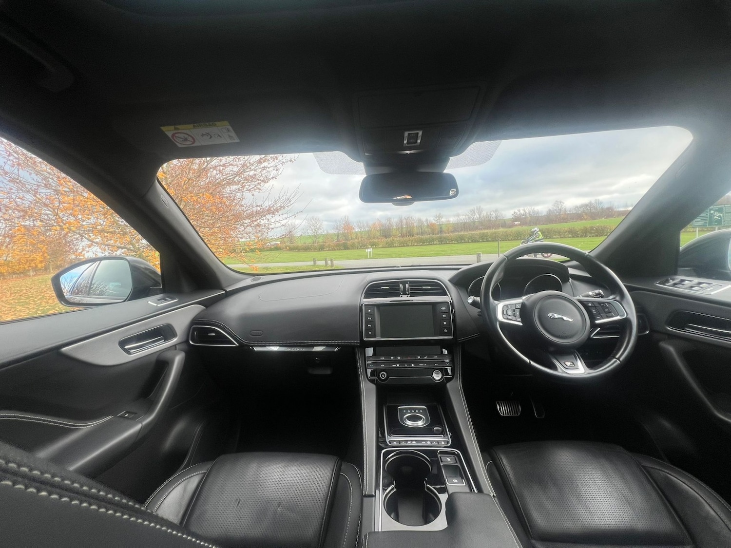 Used Jaguar F-Pace 2017 for sale - 76521126: Photo 27