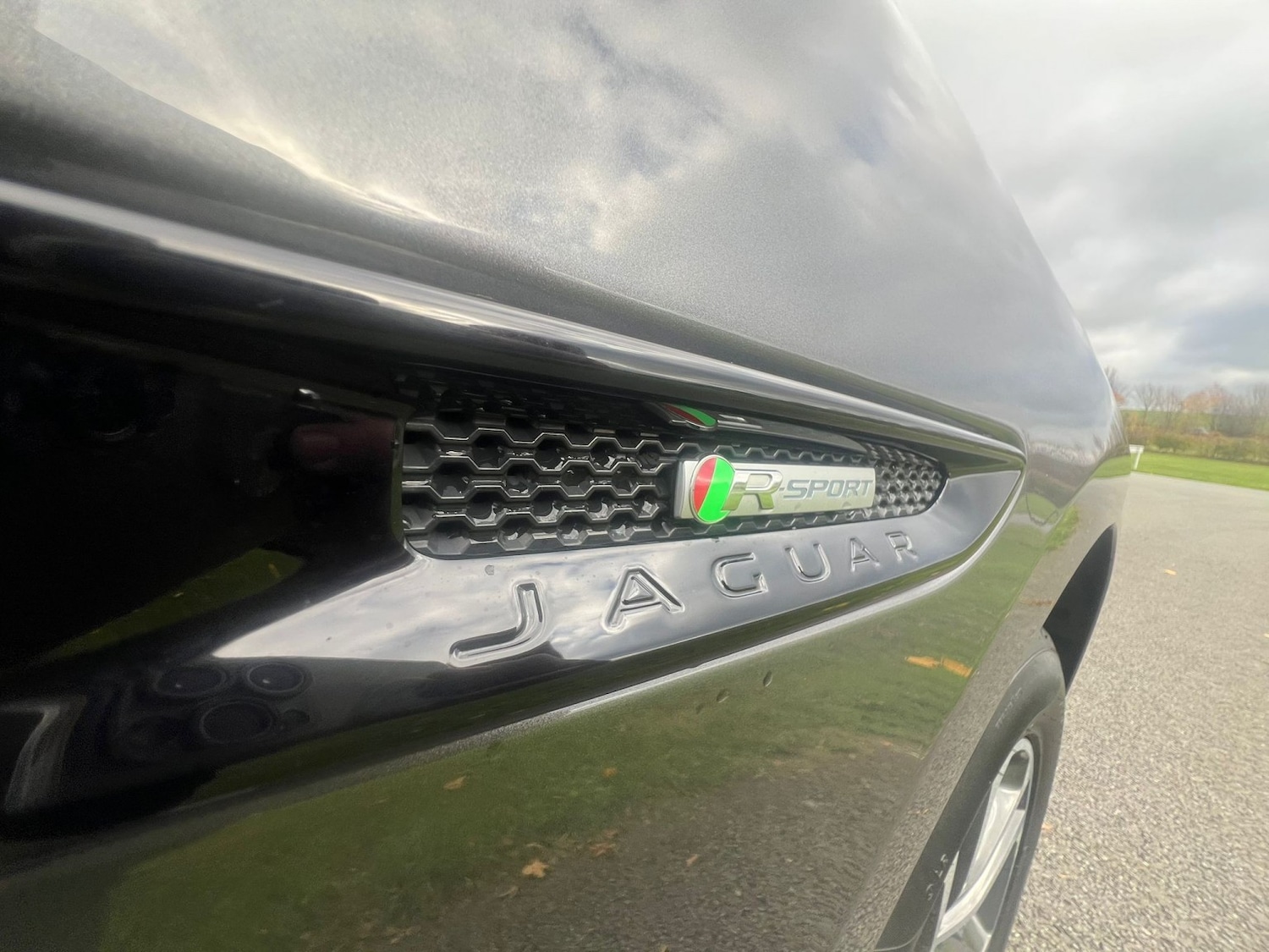 Used Jaguar F-Pace 2017 for sale - 76521126: Photo 28