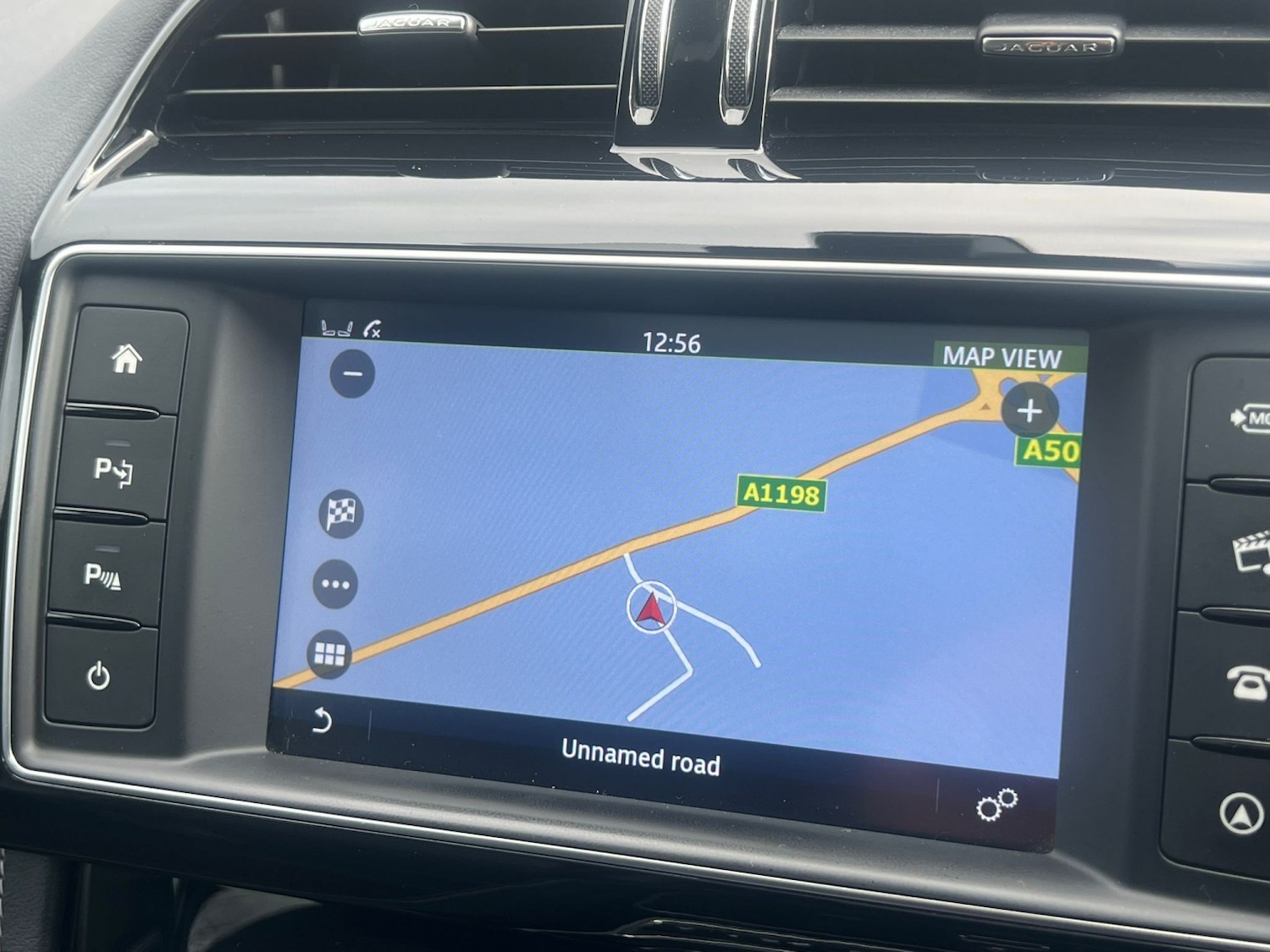 Used Jaguar F-Pace 2017 for sale - 76521126: Photo 42