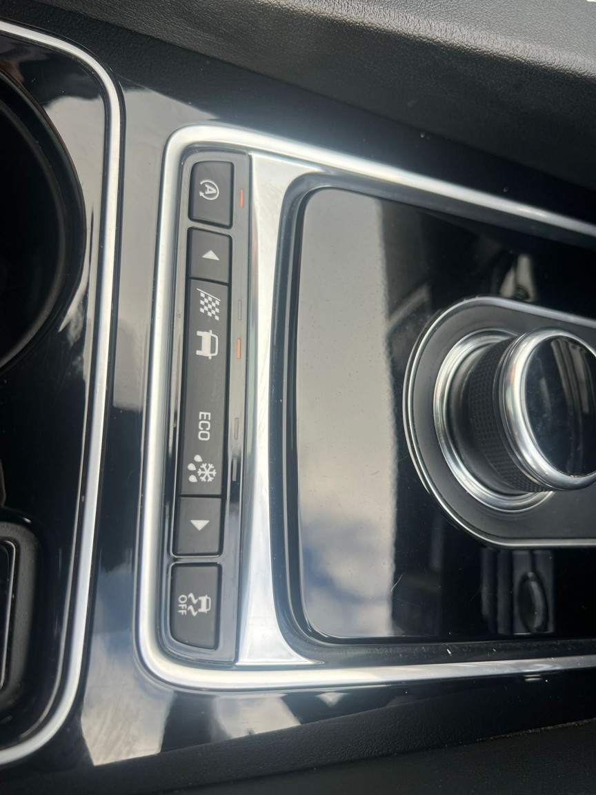 Used Jaguar F-Pace 2017 for sale - 76521126: Photo 45